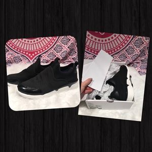 NEVER WORN! Aldo sneakers. Size 7.5